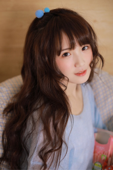 男人把坤坤放进女人的坤坤里